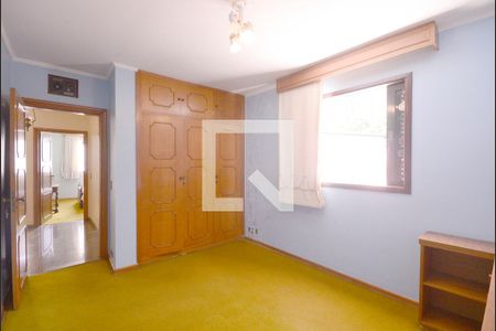 Casa para alugar com 609m², 5 quartos e 6 vagas Casa para alugar com 609m², 5 quartos e 6 vagasQuarto 2