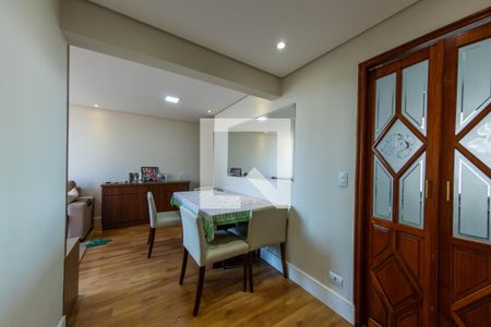 Apartamento à venda com 68m², 2 quartos e 1 vagaSala