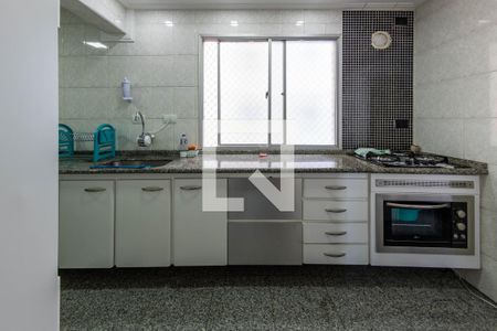 Apartamento à venda com 68m², 2 quartos e 1 vagaCozinha