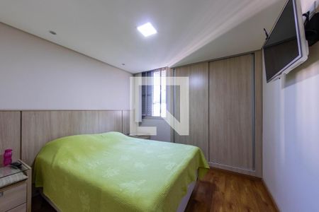 Apartamento à venda com 68m², 2 quartos e 1 vagaQuarto 2