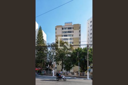 Apartamento à venda com 68m², 2 quartos e 1 vagaFachada