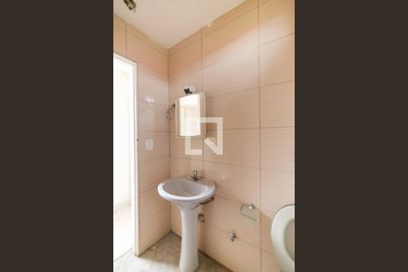 Banheiro de casa para alugar com 1 quarto, 57m² em Vila Nova das Belezas, São Paulo