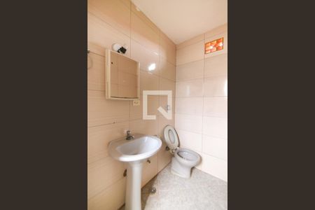 Banheiro de casa para alugar com 1 quarto, 57m² em Vila Nova das Belezas, São Paulo