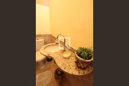 Casa à venda com 142m², 3 quartos e 2 vagasLavabo