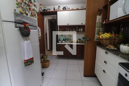 Casa à venda com 142m², 3 quartos e 2 vagasCozinha