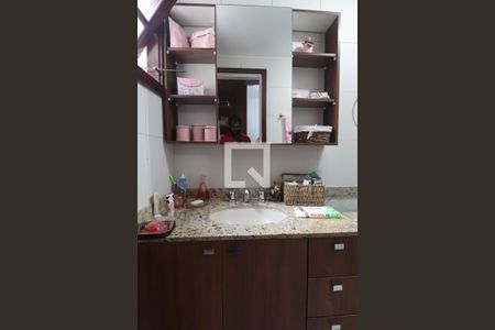 Casa à venda com 142m², 3 quartos e 2 vagasBanheiro da Suíte