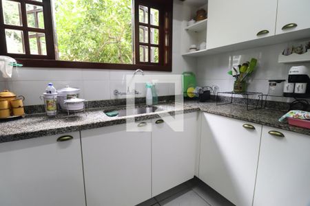 Casa à venda com 142m², 3 quartos e 2 vagasCozinha