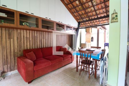 Casa à venda com 142m², 3 quartos e 2 vagasQuintal