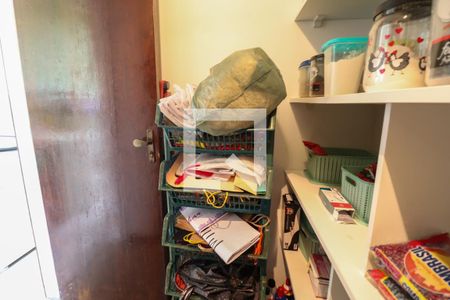 Casa à venda com 142m², 3 quartos e 2 vagasDespensa