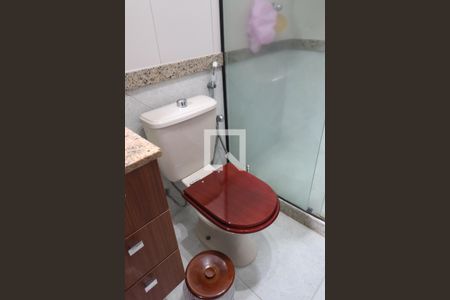 Casa à venda com 142m², 3 quartos e 2 vagasBanheiro da Suíte