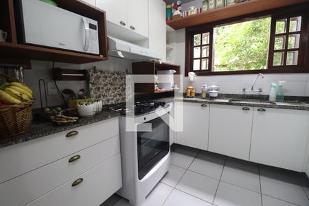 Casa à venda com 142m², 3 quartos e 2 vagasCozinha