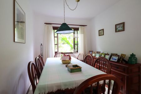 Sala de casa à venda com 3 quartos, 142m² em Anil, Rio de Janeiro