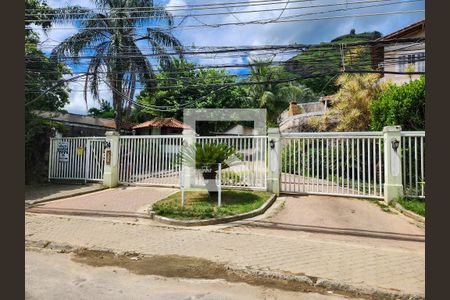 Casa à venda com 142m², 3 quartos e 2 vagasFachada e portaria