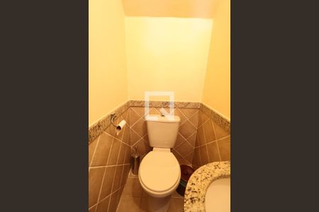 Casa à venda com 142m², 3 quartos e 2 vagasLavabo