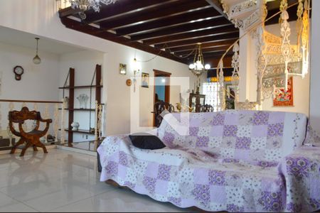 Sala de casa à venda com 4 quartos, 383m² em Taquara, Rio de Janeiro