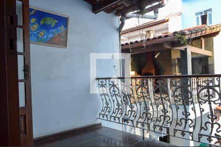 Casa à venda com 383m², 4 quartos e 3 vagasVaranda do Hall 