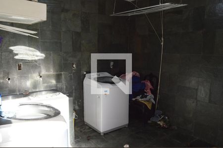 Casa à venda com 383m², 4 quartos e 3 vagasÁrea de Serviço