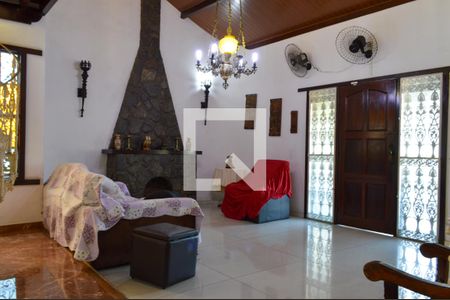 Sala  de casa à venda com 4 quartos, 383m² em Taquara, Rio de Janeiro