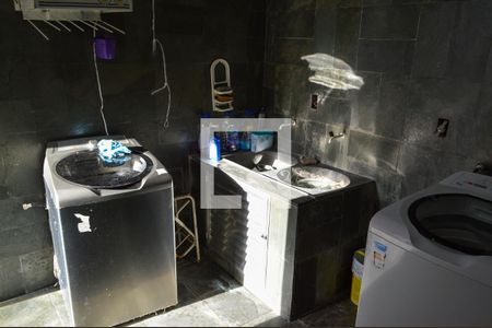 Casa à venda com 383m², 4 quartos e 3 vagasÁrea de Serviço