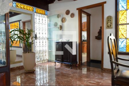 Casa à venda com 383m², 4 quartos e 3 vagasSala de Jantar