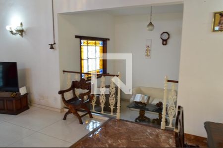 Sala de Estar  de casa à venda com 4 quartos, 383m² em Taquara, Rio de Janeiro