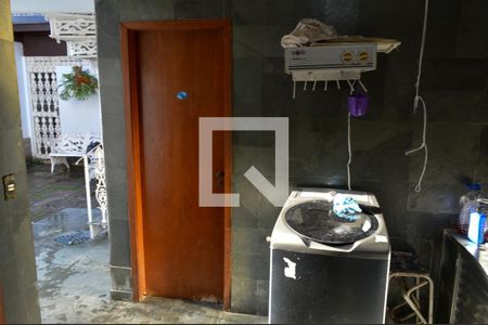 Casa à venda com 383m², 4 quartos e 3 vagasÁrea de Serviço