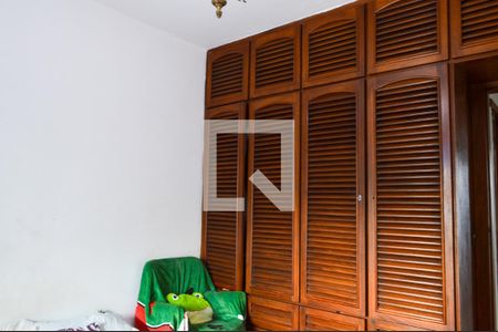 Casa à venda com 383m², 4 quartos e 3 vagasQuarto 2