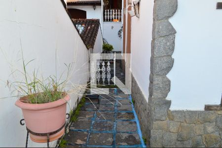 Casa à venda com 383m², 4 quartos e 3 vagasCorredor