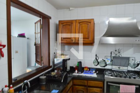 Casa à venda com 383m², 4 quartos e 3 vagasCozinha