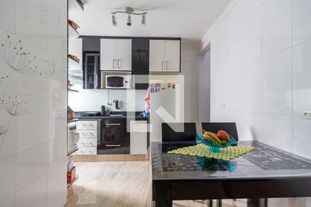 Apartamento à venda com 120m², 2 quartos e 1 vaga Apartamento à venda com 120m², 2 quartos e 1 vagaCozinha