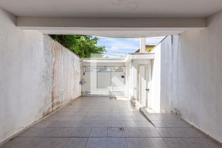 Apartamento à venda com 120m², 2 quartos e 1 vaga Apartamento à venda com 120m², 2 quartos e 1 vagaÁrea comum - Garagem