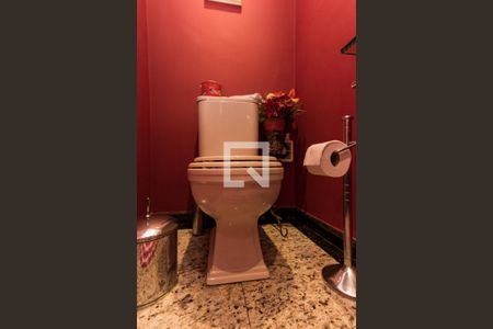 Lavabo   de casa para alugar com 3 quartos, 200m² em Vila Isolina Mazzei, São Paulo
