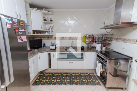 Casa para alugar com 200m², 3 quartos e 2 vagas Casa para alugar com 200m², 3 quartos e 2 vagasCozinha