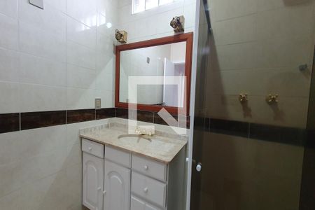 Banheiro de apartamento para alugar com 2 quartos, 60m² em Tijuca, Rio de Janeiro