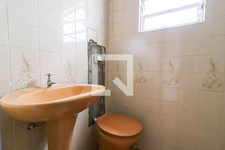 Casa à venda com 209m², 4 quartos e 2 vagasBanheiro - Edícula