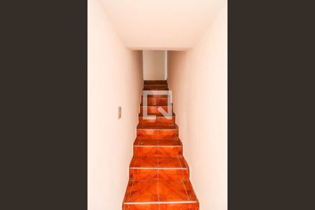 Casa à venda com 209m², 4 quartos e 2 vagasEscada - Edícula