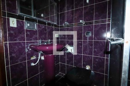 Casa à venda com 209m², 4 quartos e 2 vagasBanheiro da Suíte 1