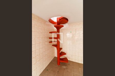 Casa à venda com 209m², 4 quartos e 2 vagasEscada - Varanda