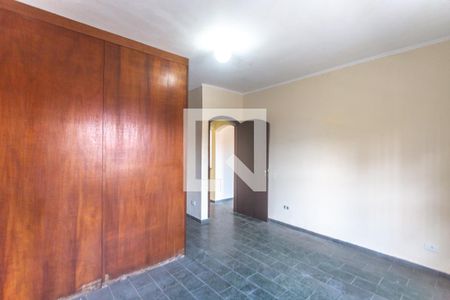 Casa à venda com 324m², 4 quartos e 5 vagas Casa à venda com 324m², 4 quartos e 5 vagasQuarto 1