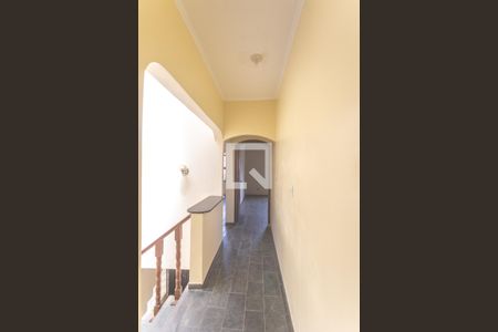 Casa à venda com 324m², 4 quartos e 5 vagas Casa à venda com 324m², 4 quartos e 5 vagasHall quartos