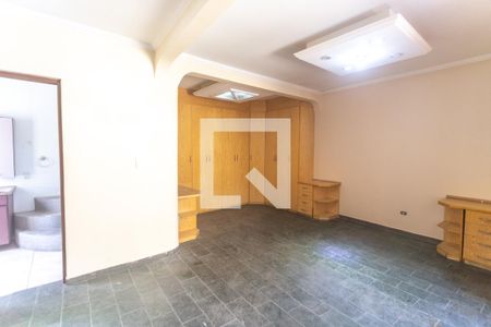 Casa à venda com 324m², 4 quartos e 5 vagas Casa à venda com 324m², 4 quartos e 5 vagasSuíte 2