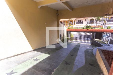Casa à venda com 324m², 4 quartos e 5 vagas Casa à venda com 324m², 4 quartos e 5 vagasGaragem
