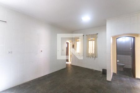 Casa à venda com 324m², 4 quartos e 5 vagas Casa à venda com 324m², 4 quartos e 5 vagasCozinha