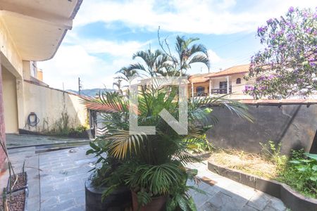 Casa à venda com 324m², 4 quartos e 5 vagas Casa à venda com 324m², 4 quartos e 5 vagasHall de entrada