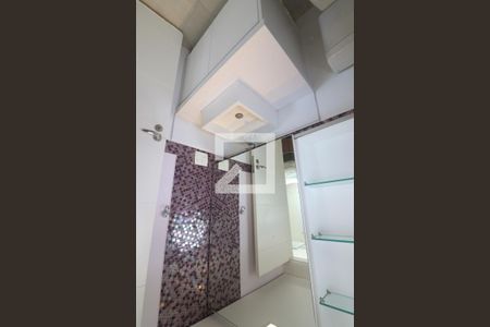 Apartamento para alugar com 65m², 2 quartos e 1 vagaBanheiro Quarto 2 