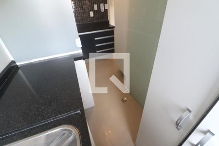 Apartamento para alugar com 65m², 2 quartos e 1 vagaÁrea de Serviço