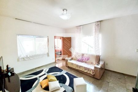 Sala 1 de casa à venda com 4 quartos, 167m² em Santa Monica, Belo Horizonte