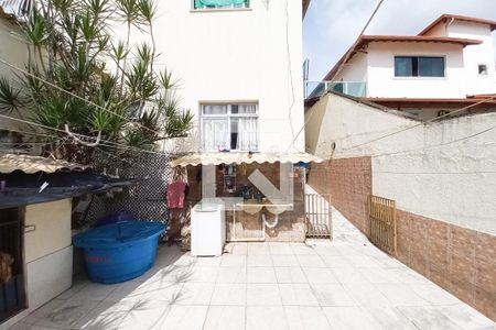 Casa à venda com 167m², 4 quartos e 2 vagas Casa à venda com 167m², 4 quartos e 2 vagasÁrea de Serviço