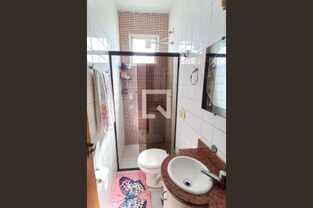 Casa à venda com 167m², 4 quartos e 2 vagas Casa à venda com 167m², 4 quartos e 2 vagasBanheiro 1