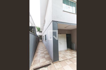 Casa à venda com 180m², 3 quartos e 4 vagasÁrea de Serviço